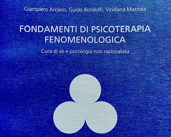 Copertina del libro Fondamenti di psicoterapia fenomenologica